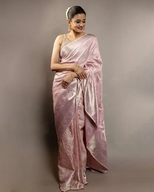 PRIYAMANI IN SOUTH INDIAN TRADITIONAL PINK SAREE SLEEVELESS BLOUSE 4